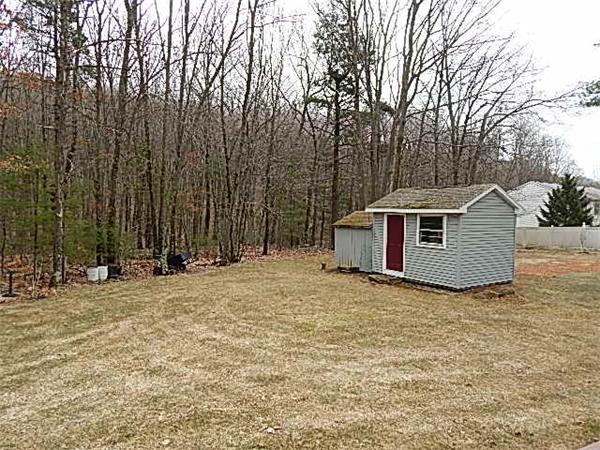 118 Sutton Road Webster, MA 01570 - Photo 22 of 25 Gallery Image 22