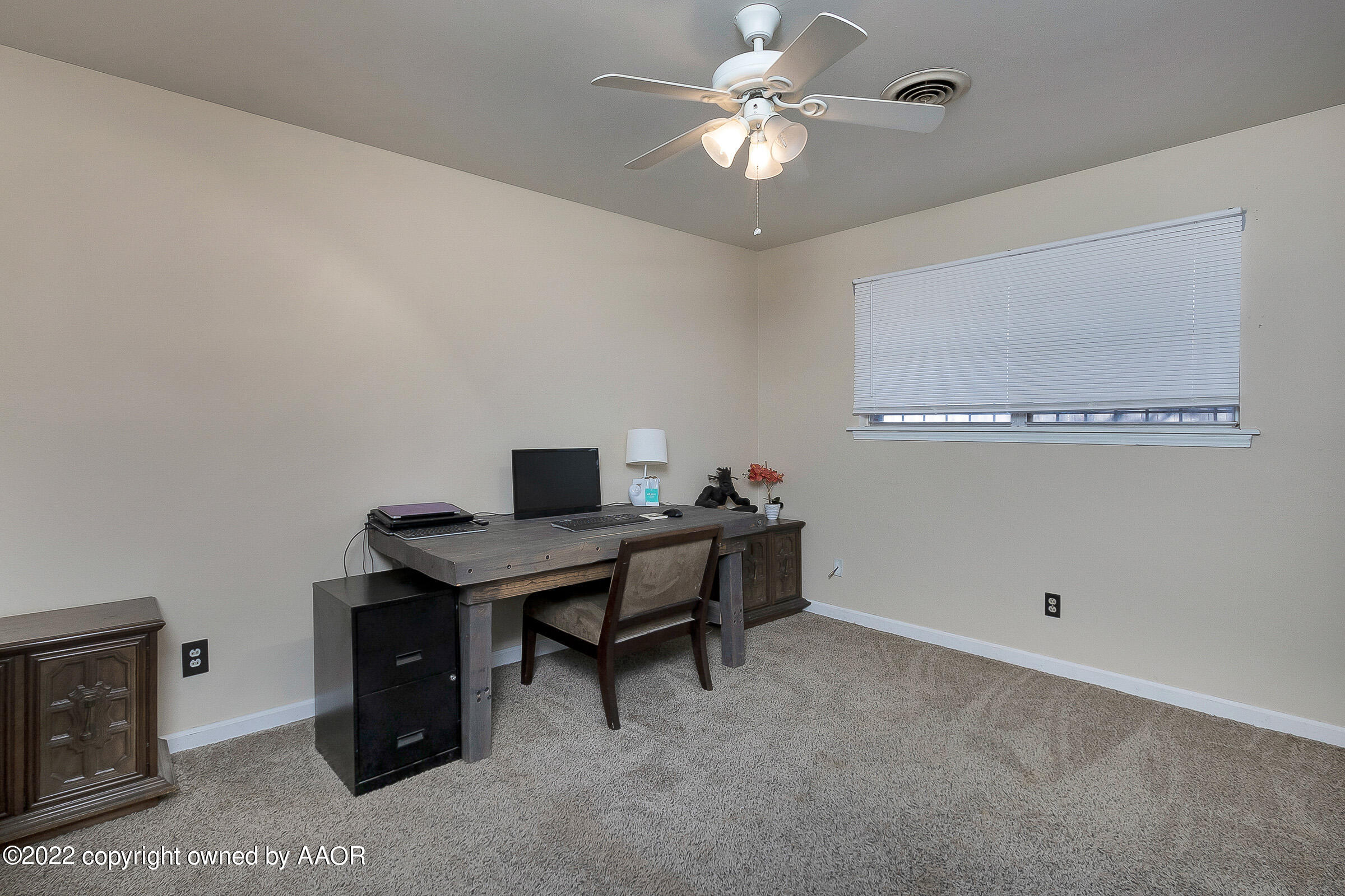 6220 Hanson Road Amarillo, TX 79106 - Photo 16 of 23 018_Bedroom 3