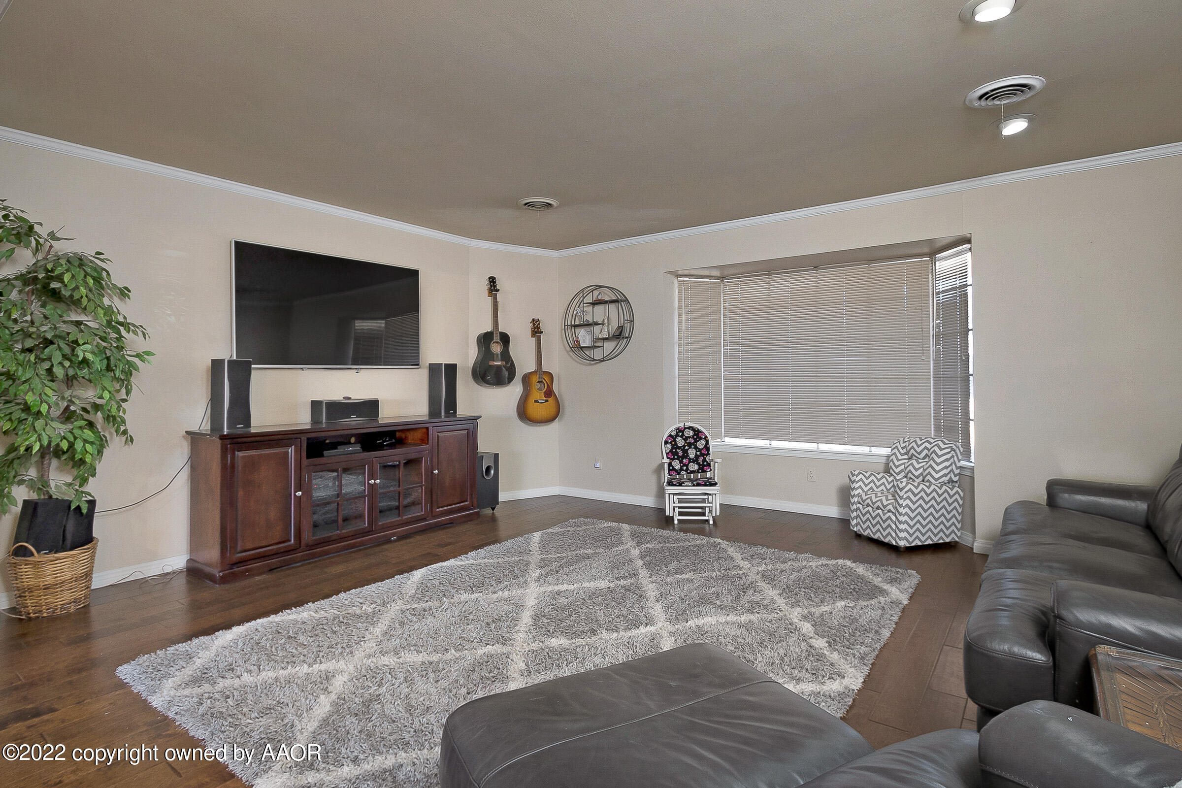 6220 Hanson Road Amarillo, TX 79106 - Photo 8 of 23 008_Den
