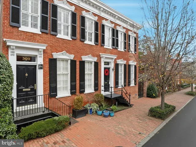 $2,495,000 | 3011 Dumbarton Street Northwest, Washington, DC 20007