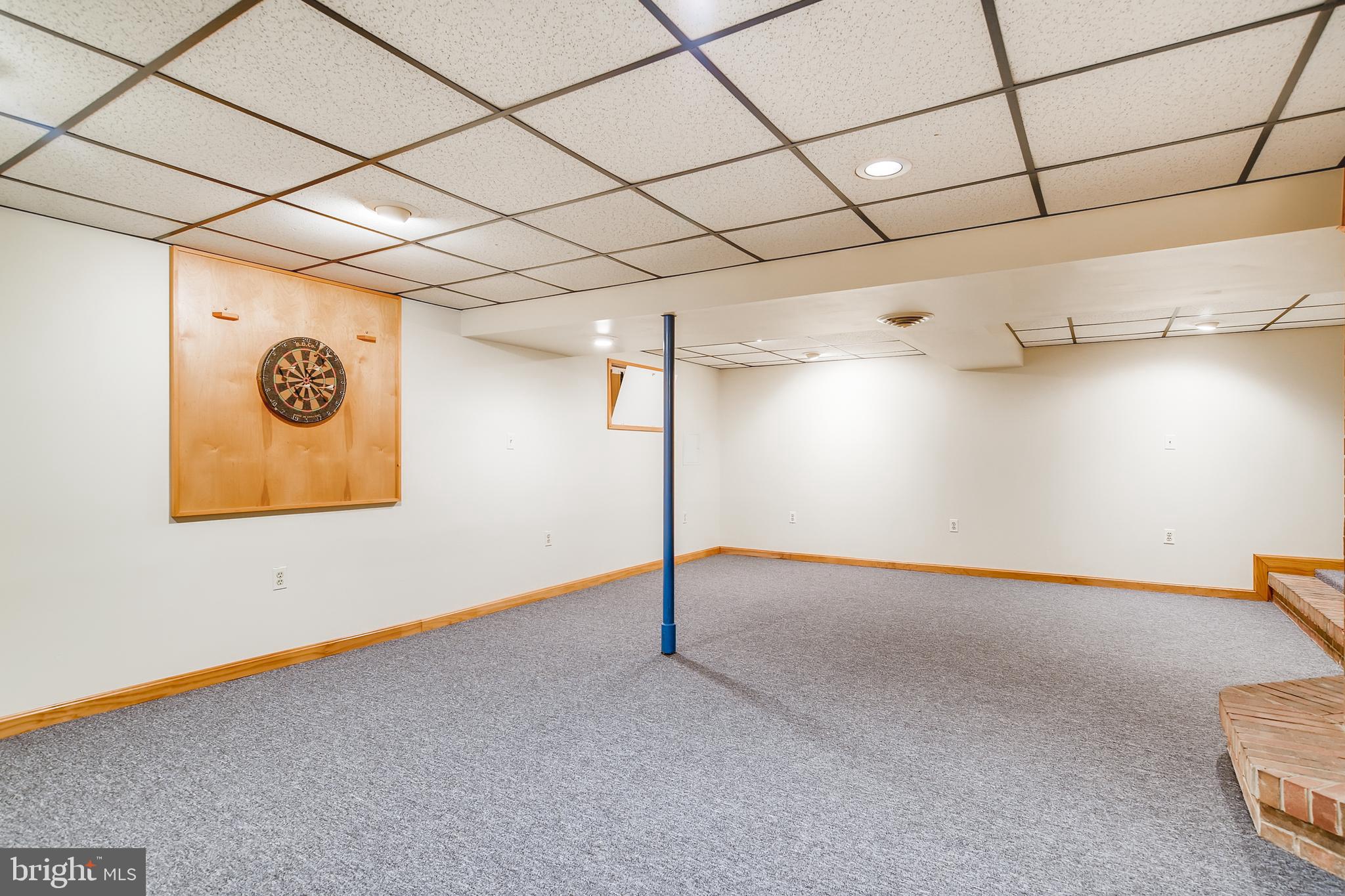 1521 Daytona Road Baltimore, MD 21234 - Photo 31 of 35