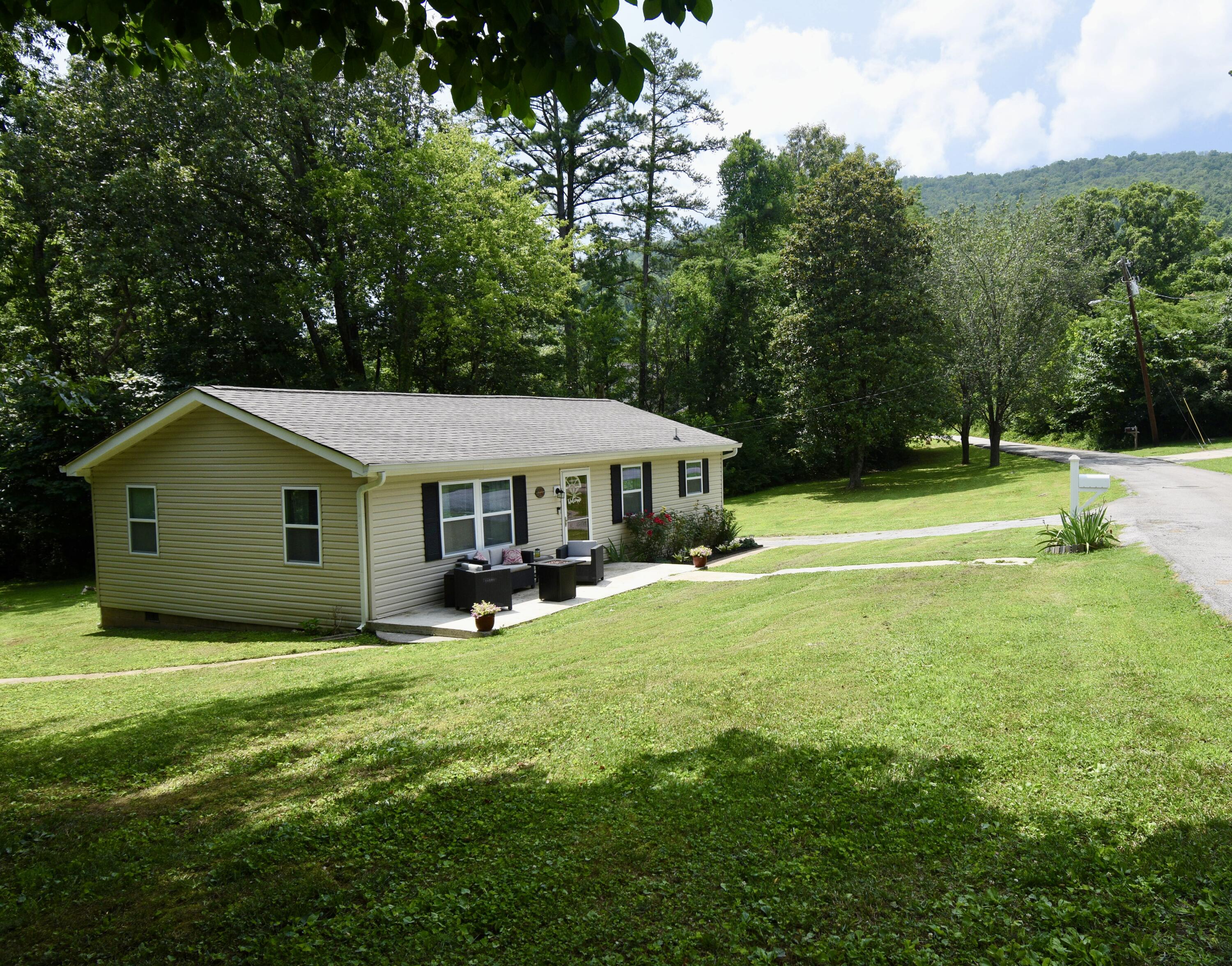 110 Stephens Road Chattanooga, TN 37419 - Photo 9 of 28 DSC_0983