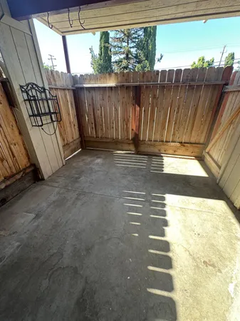 $1,200 | 1020 Jefferson Avenue, Unit 102, Clovis, CA 93612