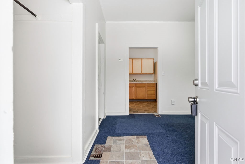 822 Oneida Street Fulton, NY 13069 - Photo 3 of 24