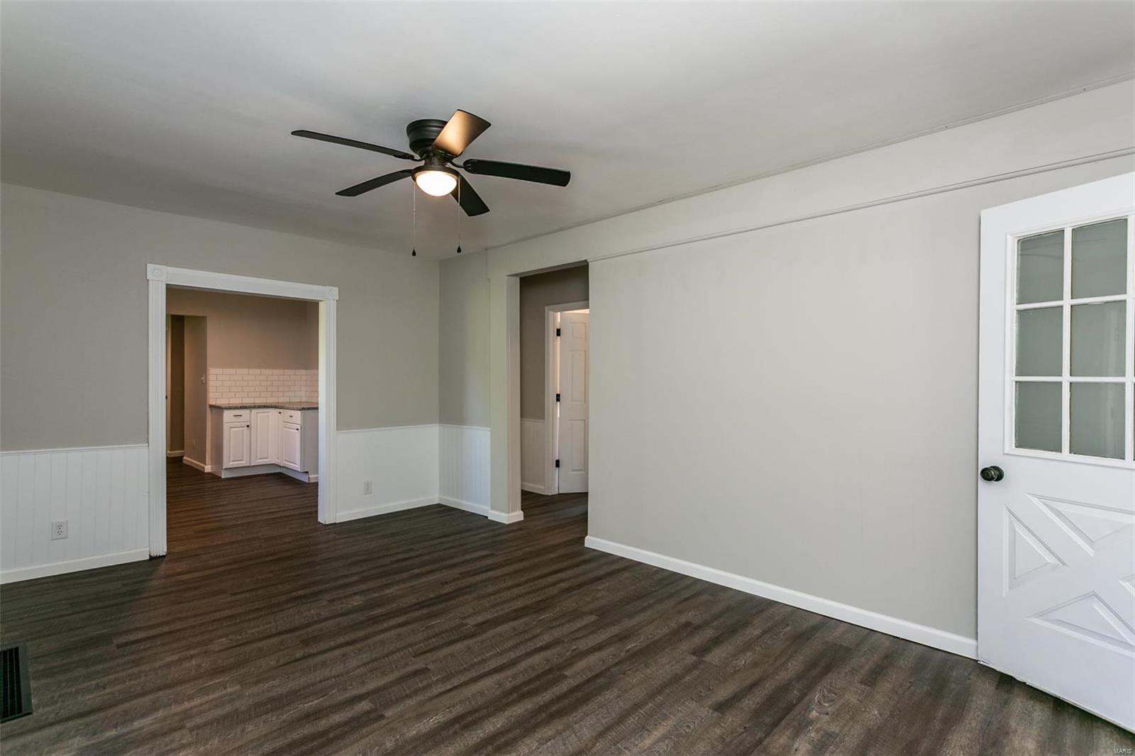 128 West 2nd Street Roxana, IL 62084 - Photo 4 of 17