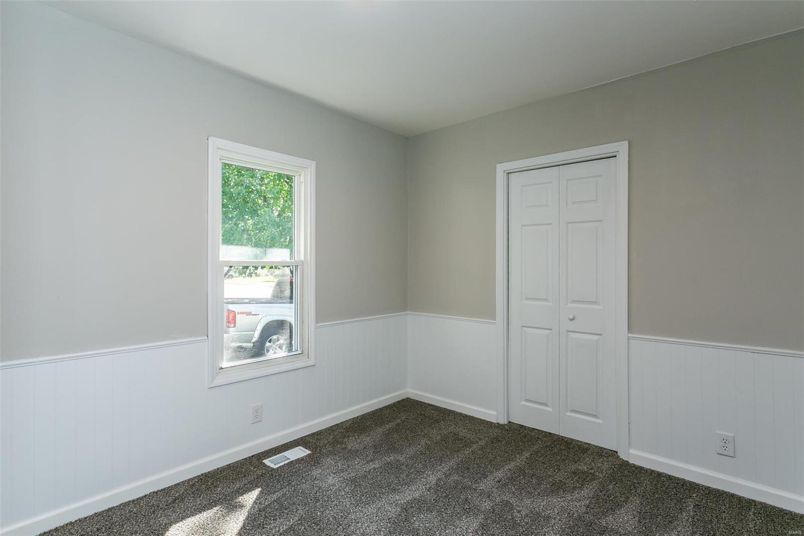 128 West 2nd Street Roxana, IL 62084 - Photo 10 of 17