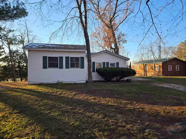 $105,000 | 930 42nd Street, New Boston, IL 61272