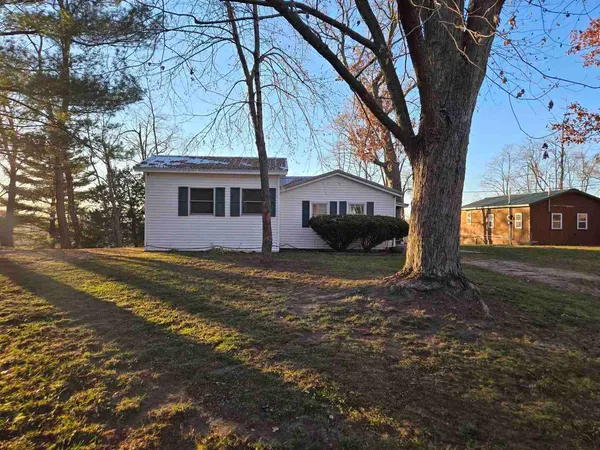 $99,500 | 930 42nd Street, New Boston, IL 61272