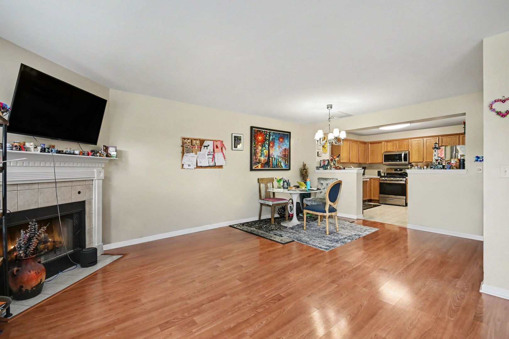 3025 Crystal Rock Road, Unit 3025 Naperville, IL 60564 - Photo 2 of 15