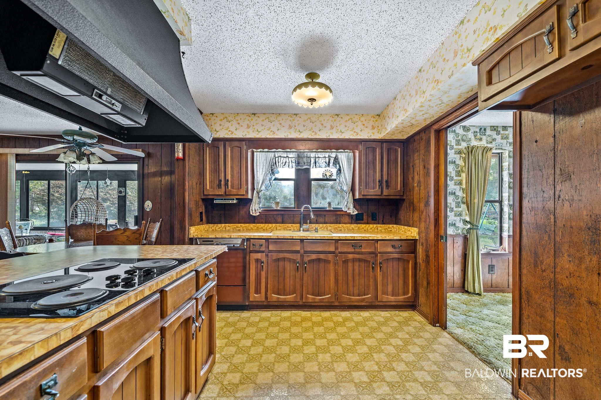 123 Dewitt Loop Daphne, AL 36526 - Photo 10 of 27 Kitchen