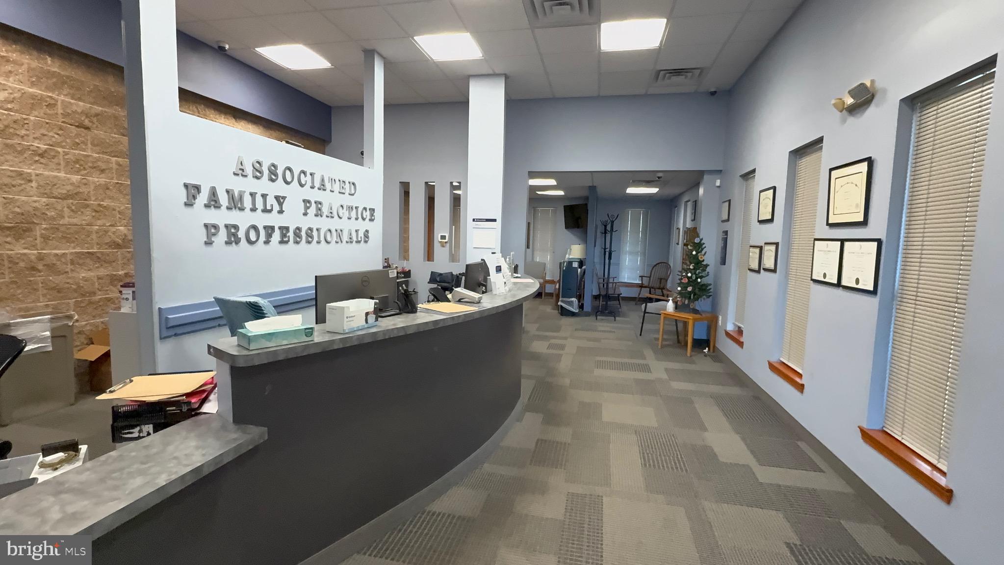 9821 Academy Road Philadelphia, PA 19114 - Photo 16 of 33