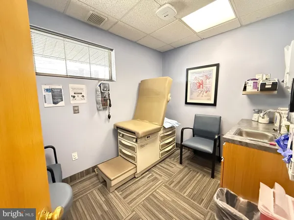 $1,399,000 | 9821 Academy Road, Philadelphia, PA 19114
