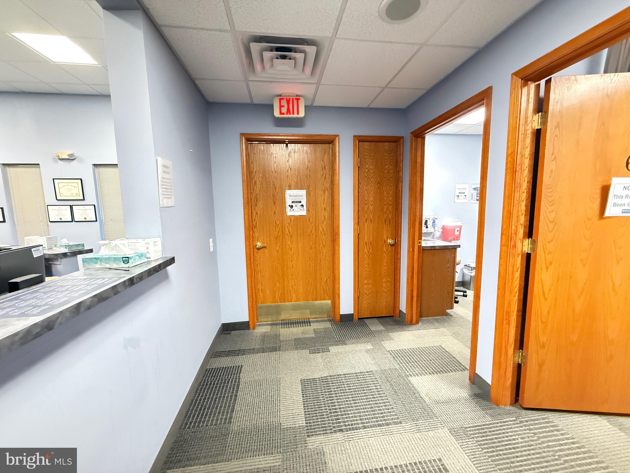 9821 Academy Road Philadelphia, PA 19114 - Photo 19 of 33