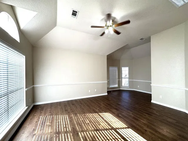 $3,195 | 5287 West Cove Way, Grand Prairie, TX 75052