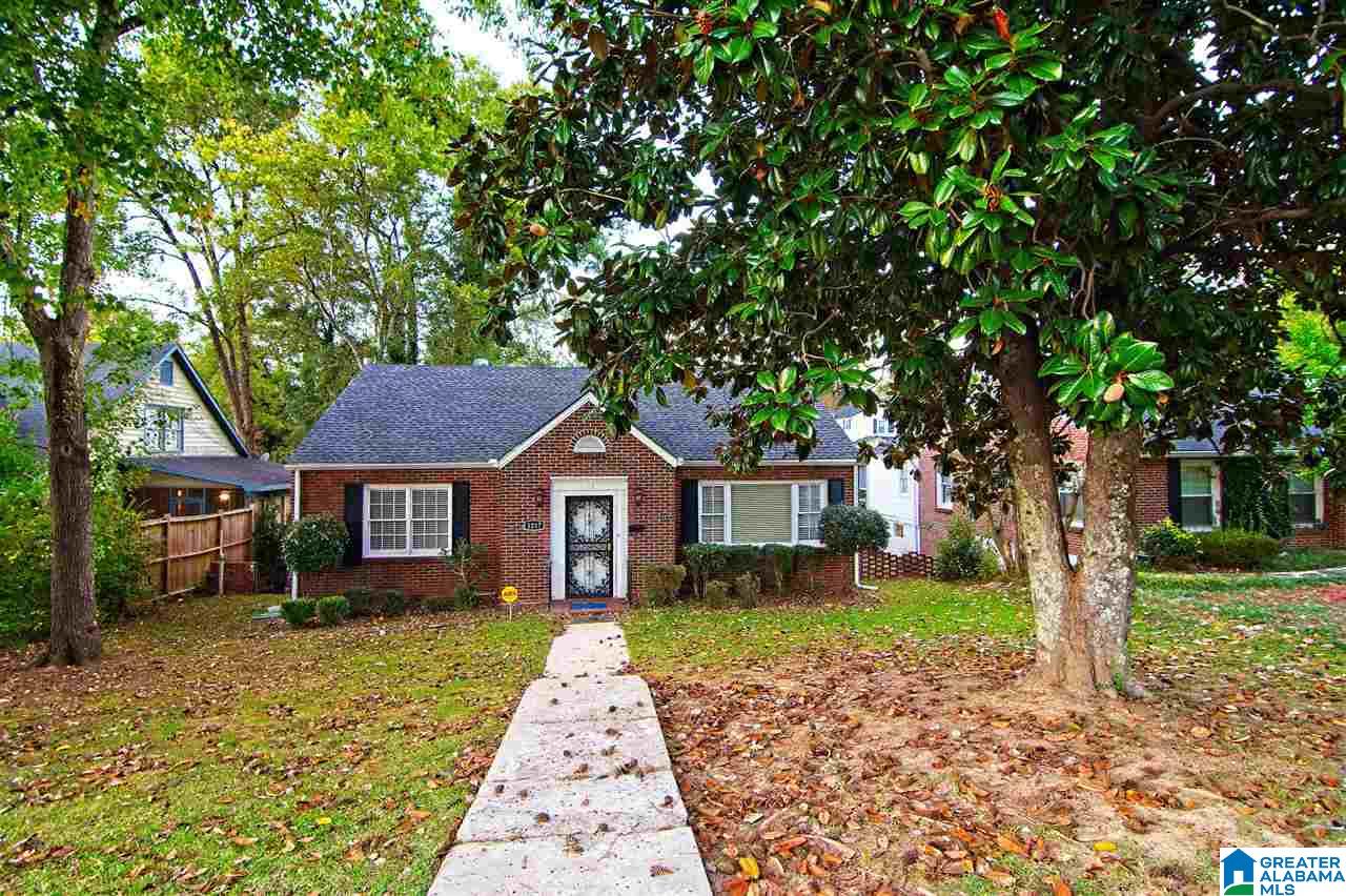 1217 Forest Lane Anniston, AL 36207 - Photo 2 of 22