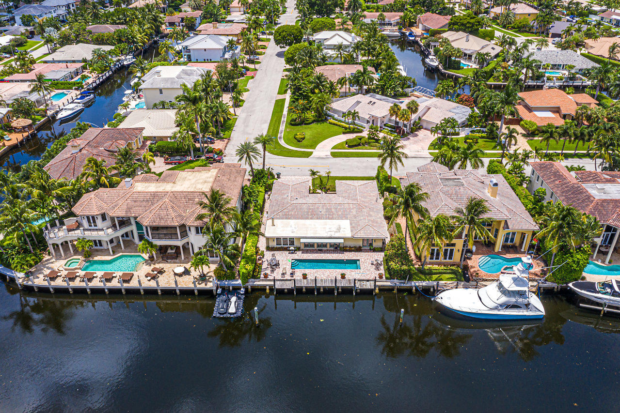 7320 Northeast Bay Cove Court Boca Raton, FL 33487 - Photo 7 of 56 7320 NE Bay Cove Ct, Boca Raton, FL