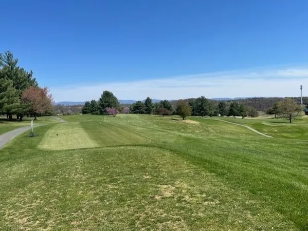 $925,000 | 30 Trap Lane, Verona, VA 24482