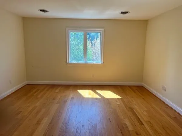 $925,000 | 30 Trap Lane, Verona, VA 24482