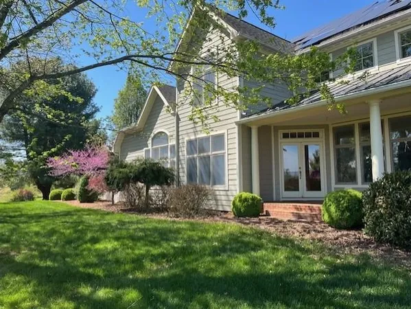 $925,000 | 30 Trap Lane, Verona, VA 24482