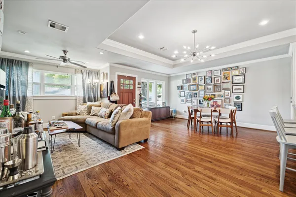 $2,950 | 1110 Stonecrest Drive, Houston, TX 77018