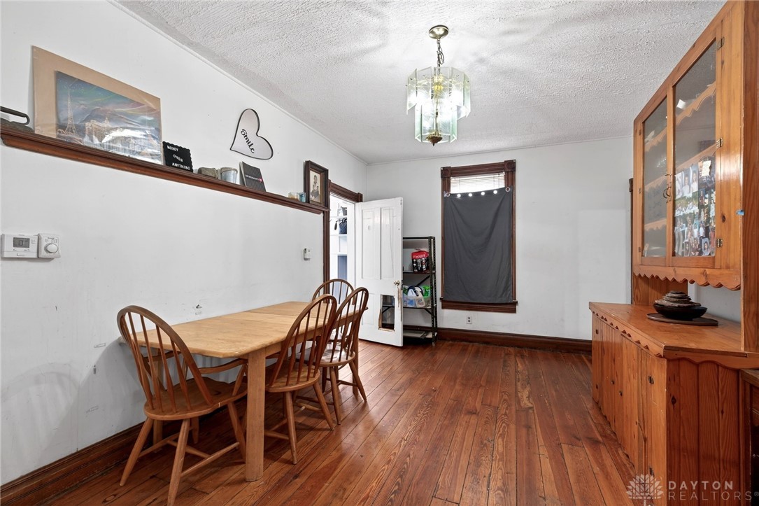 1682 Edwards Avenue Springfield, OH 45503 - Photo 4 of 41