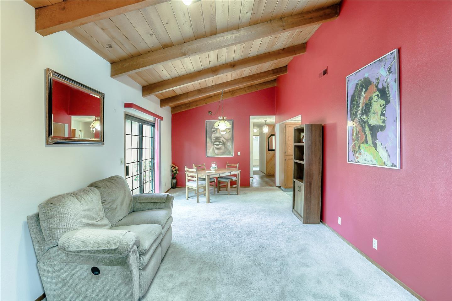 595 Risso Court Santa Cruz, CA 95062 - Photo 5 of 20 Gallery Image 5
