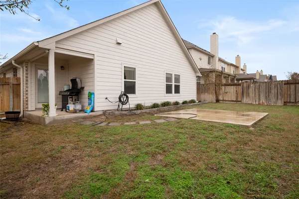 $2,500 | 17332 Gabbro Drive, Pflugerville, TX 78660