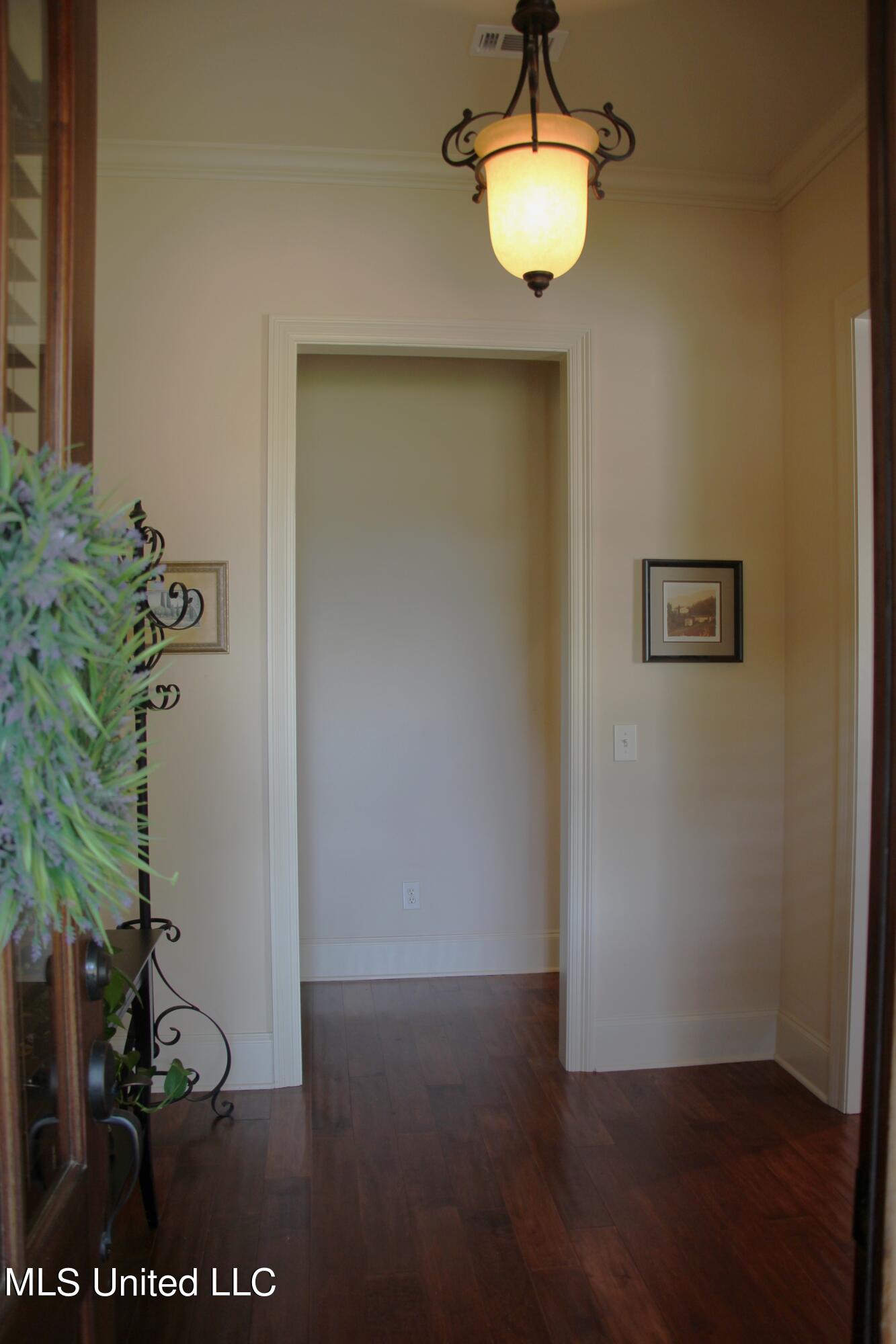 135 Memory Lane Madison, MS 39110 - Photo 4 of 26 2