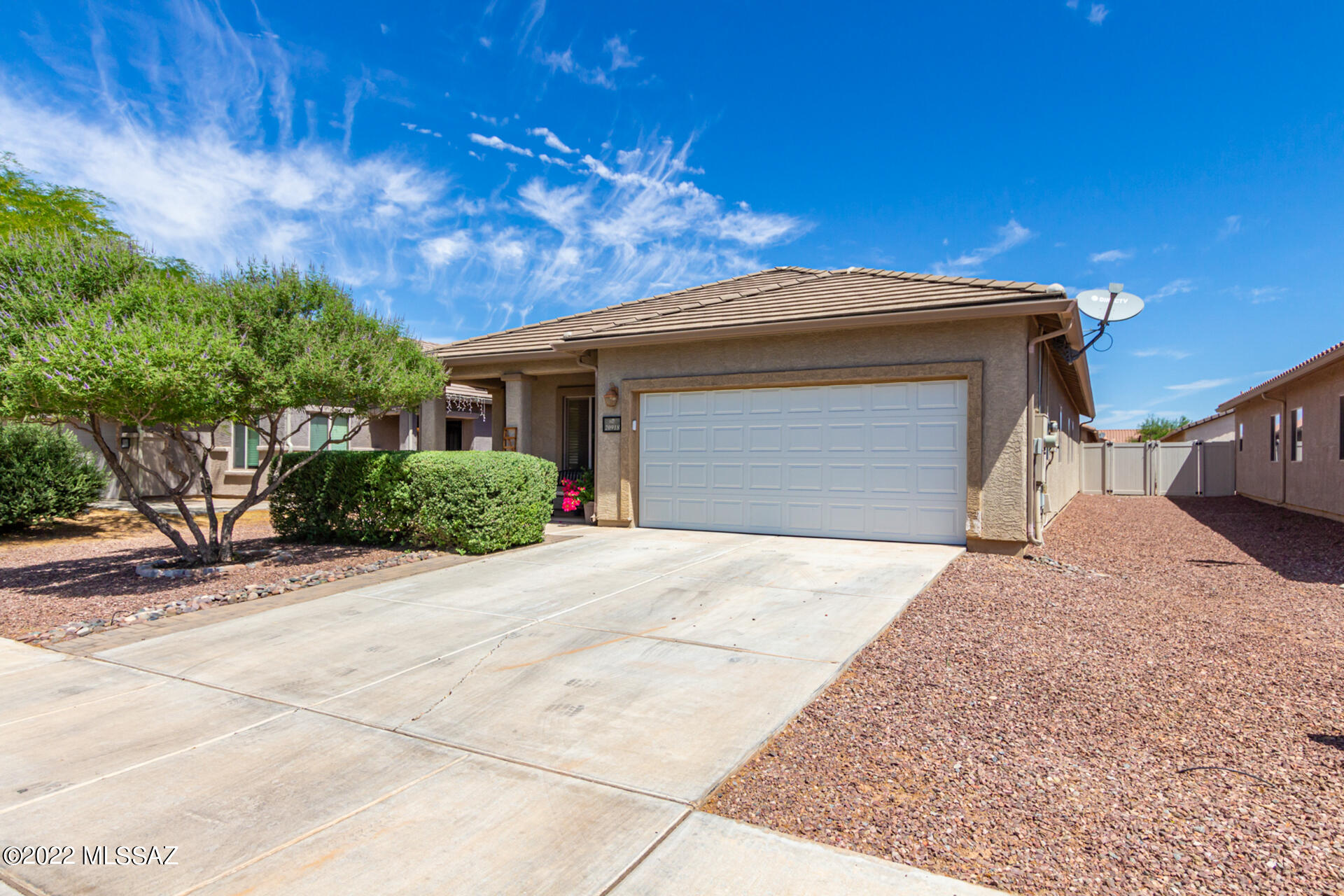 20918 East Frontier Road Red Rock, AZ 85145 - Photo 2 of 43