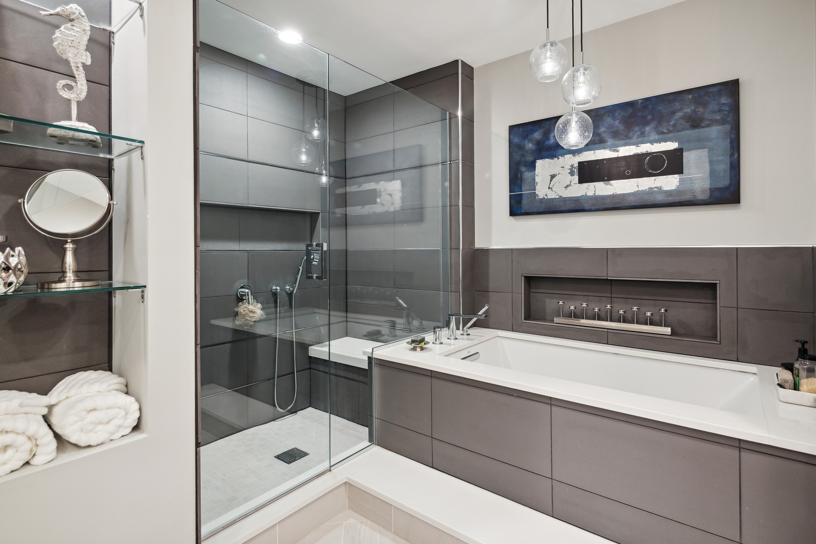 1211 South Prairie Avenue, Unit 606 Chicago, IL 60605 - Photo 20 of 44 a bathroom with a sink a toilet and shower