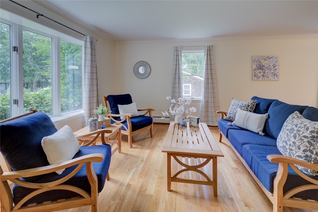 31 Edgewater Road Narragansett, RI 02882 - Photo 15 of 48
