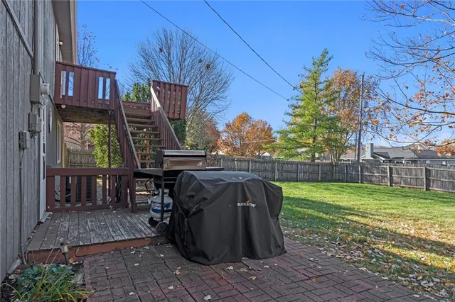 $285,000 | 1184 Delaware Street, Tonganoxie, KS 66086