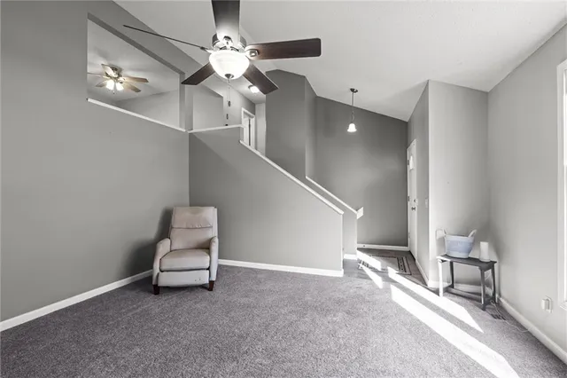 $285,000 | 1184 Delaware Street, Tonganoxie, KS 66086