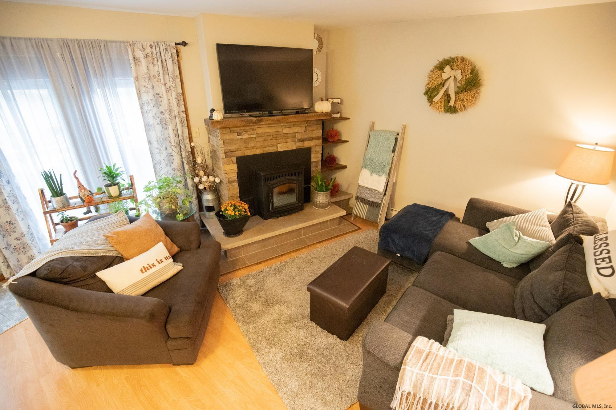 36 Phillips Road Stillwater, NY 12170 - Photo 11 of 47 Photo 15