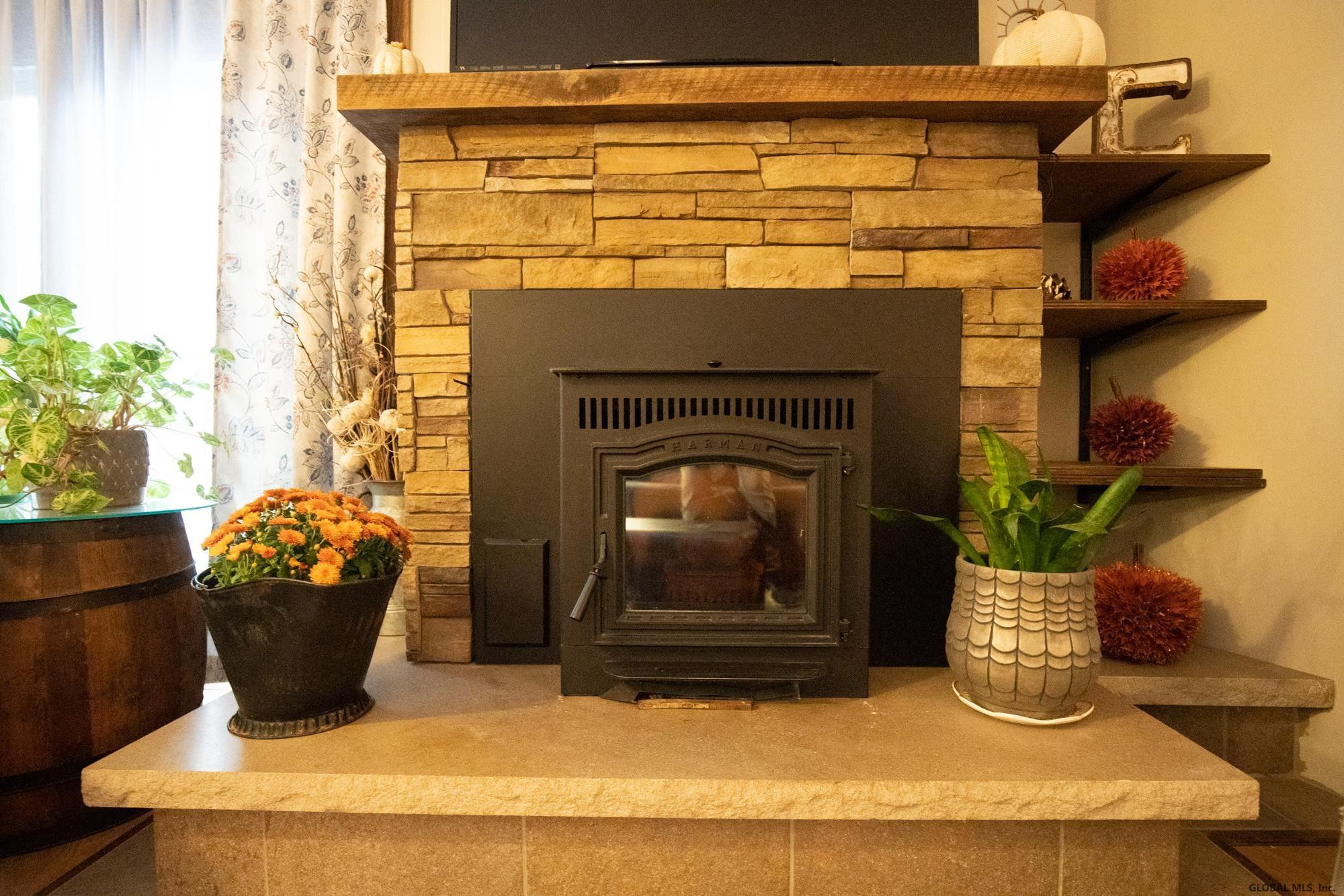 36 Phillips Road Stillwater, NY 12170 - Photo 12 of 47 Photo 16