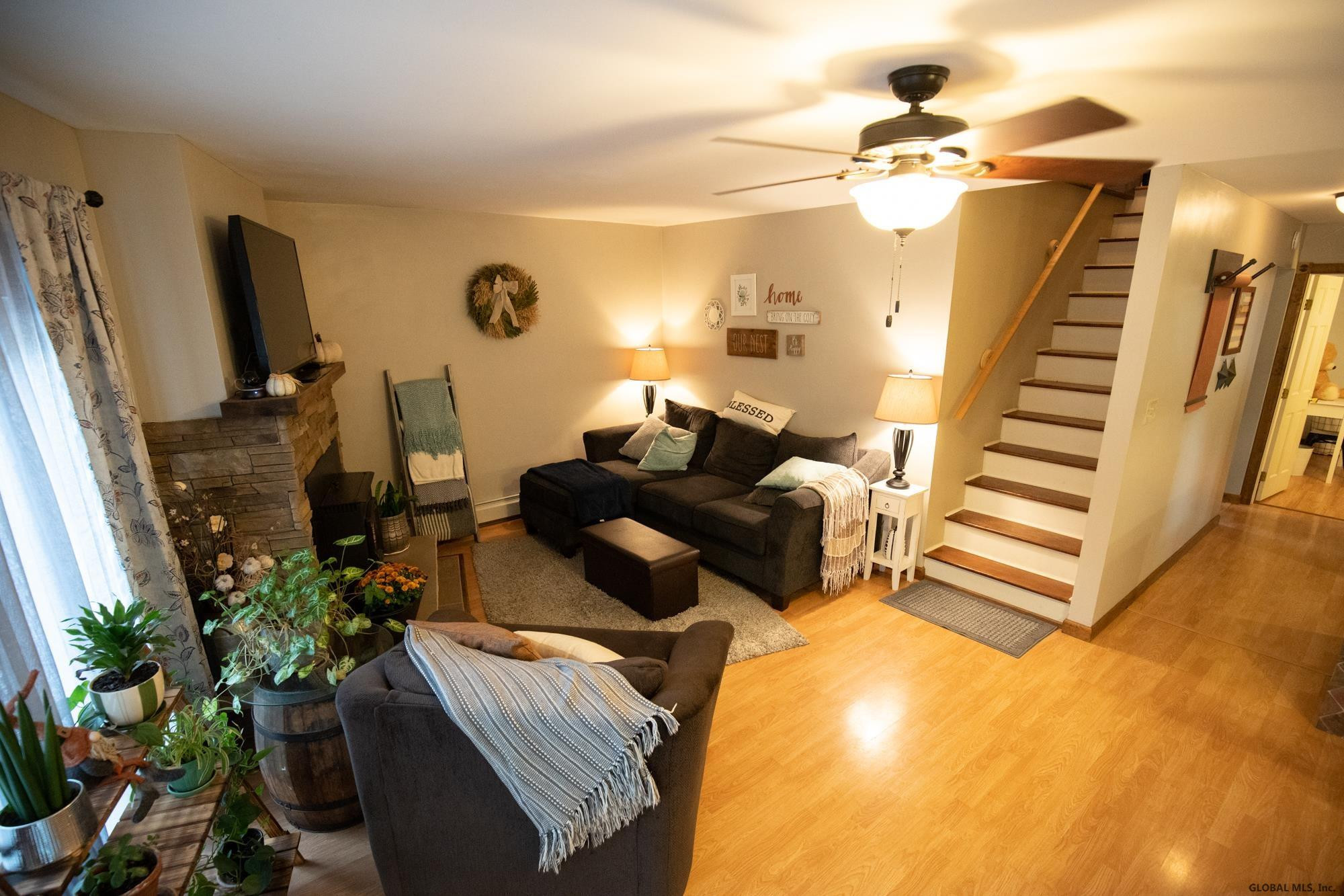 36 Phillips Road Stillwater, NY 12170 - Photo 14 of 47 Photo 18