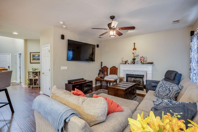 $460,000 | 7316 Water Thrush Court, Hanahan, SC 29410