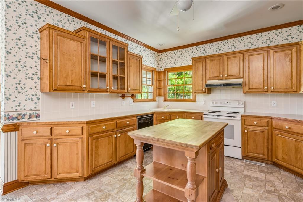 3260 Beroth Road Pfafftown, NC 27040 - Photo 14 of 29 Gallery Image 14