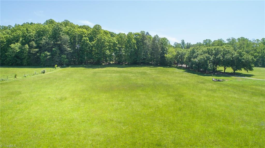 3260 Beroth Road Pfafftown, NC 27040 - Photo 27 of 29 Gallery Image 27