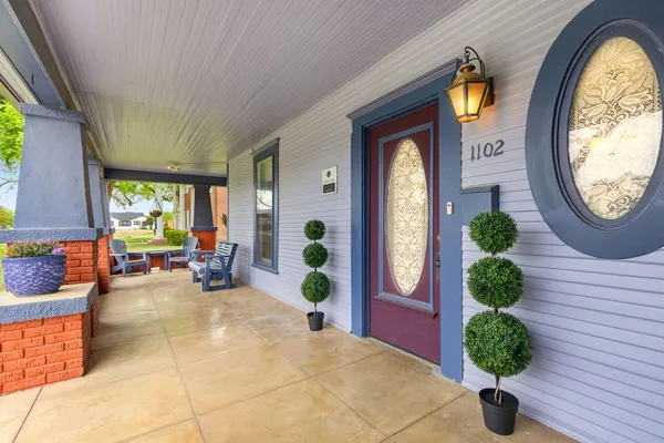 a view of a entryway door of the house