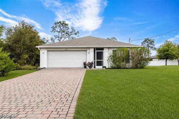 $264,900 | 5014 Dania Circle, LaBelle, FL 33935