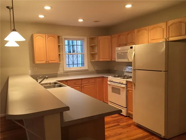 $1,900 | 685 Garibaldi Street Southwest, Atlanta, GA 30310