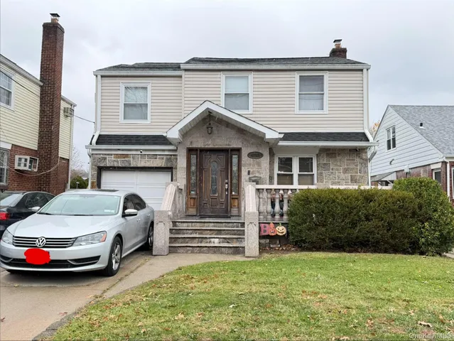 $1,498,000 | 47-23 164th Street | Flushing