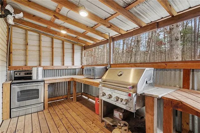 $750,000 | 688 South Bethany Road, Locust Grove, GA 30248