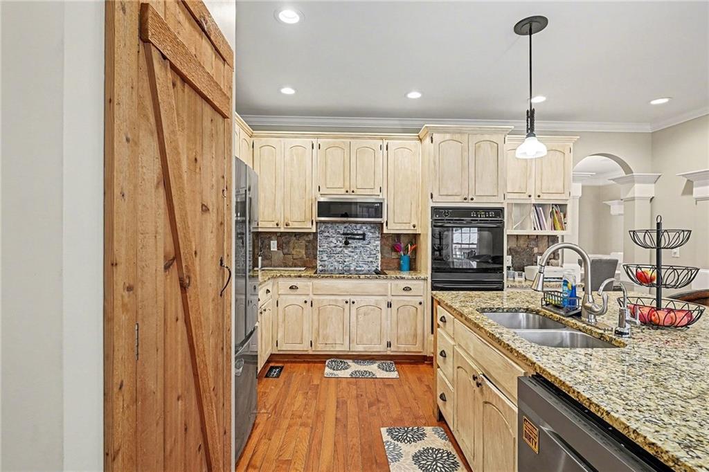 688 South Bethany Road Locust Grove, GA 30248 - Photo 8 of 43