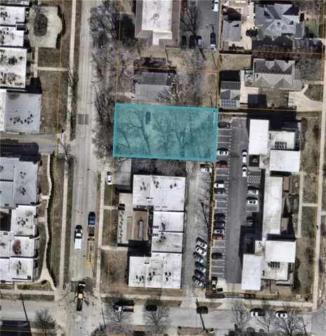 $130,000 | 3629 Warwick Boulevard, Kansas City, MO 64111