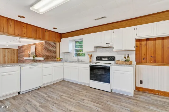 $229,000 | 1873 Old Mt Olive Highway, Dudley, NC 28333