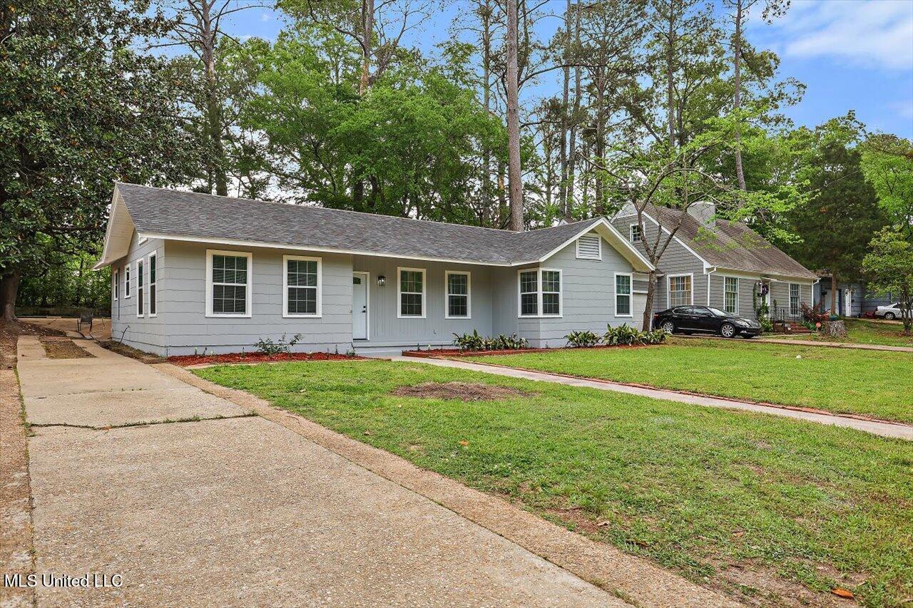 4560 Meadow Ridge Drive Jackson, MS 39206 - Photo 3 of 29 03-4560 Meadow Ridge Dr