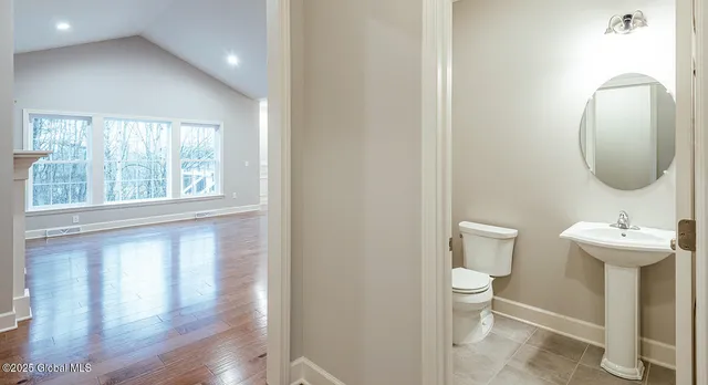 $749,300 | 38 Heritage Way, Bethlehem, NY 12158