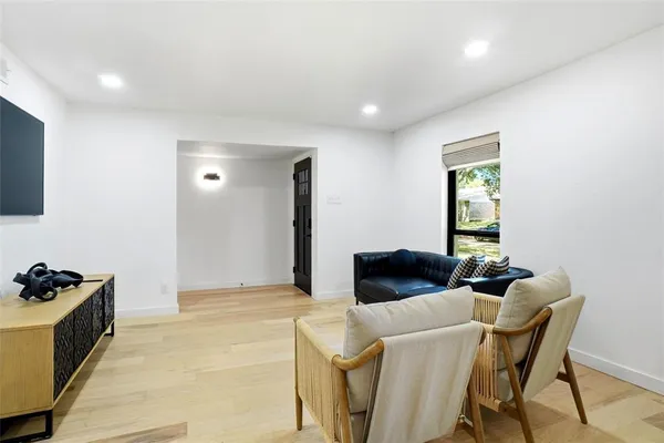 $2,800 | 1820 Castille Drive, Carrollton, TX 75007